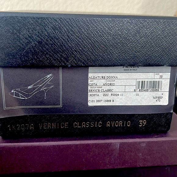 Prada sling back open toe heels - Picture 6 of 6